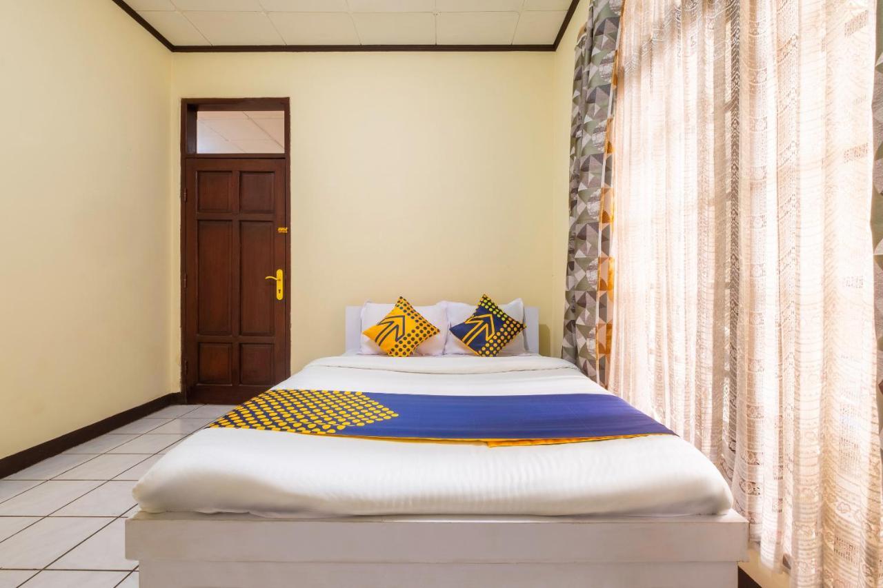 Hotel Super Oyo 2672 Bee M Syariah Bandung Esterno foto